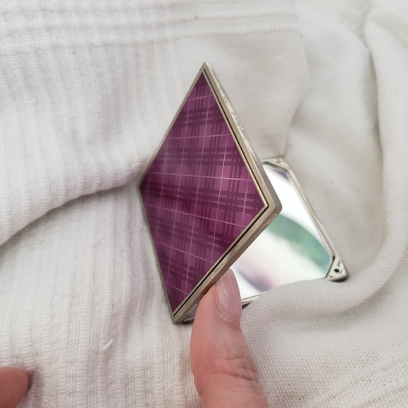 Burberry pocket/purse mirror - Picture 5 of 5